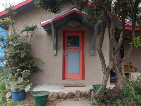 El Nopal Casita-Close to Sul Ross State University